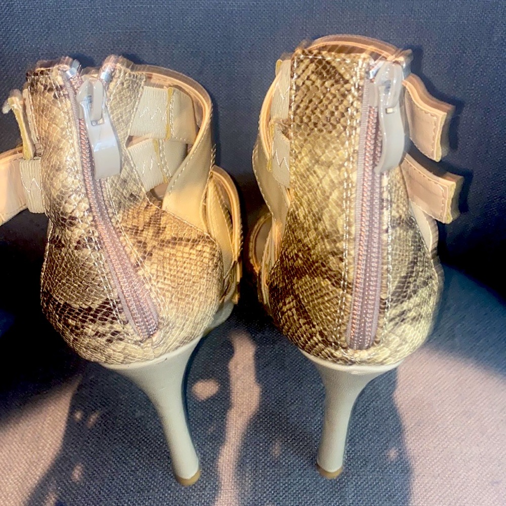 Heart’s Collection brand new high heeled pumps size 6 - Picture 3 of 7